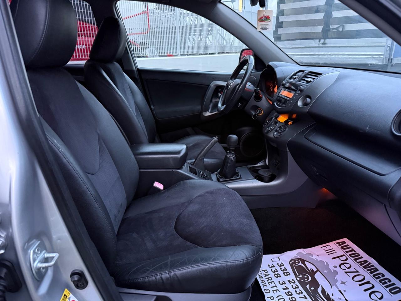 Toyota RAV 4 2.2 D-4D 150 CV DPF Exclusive