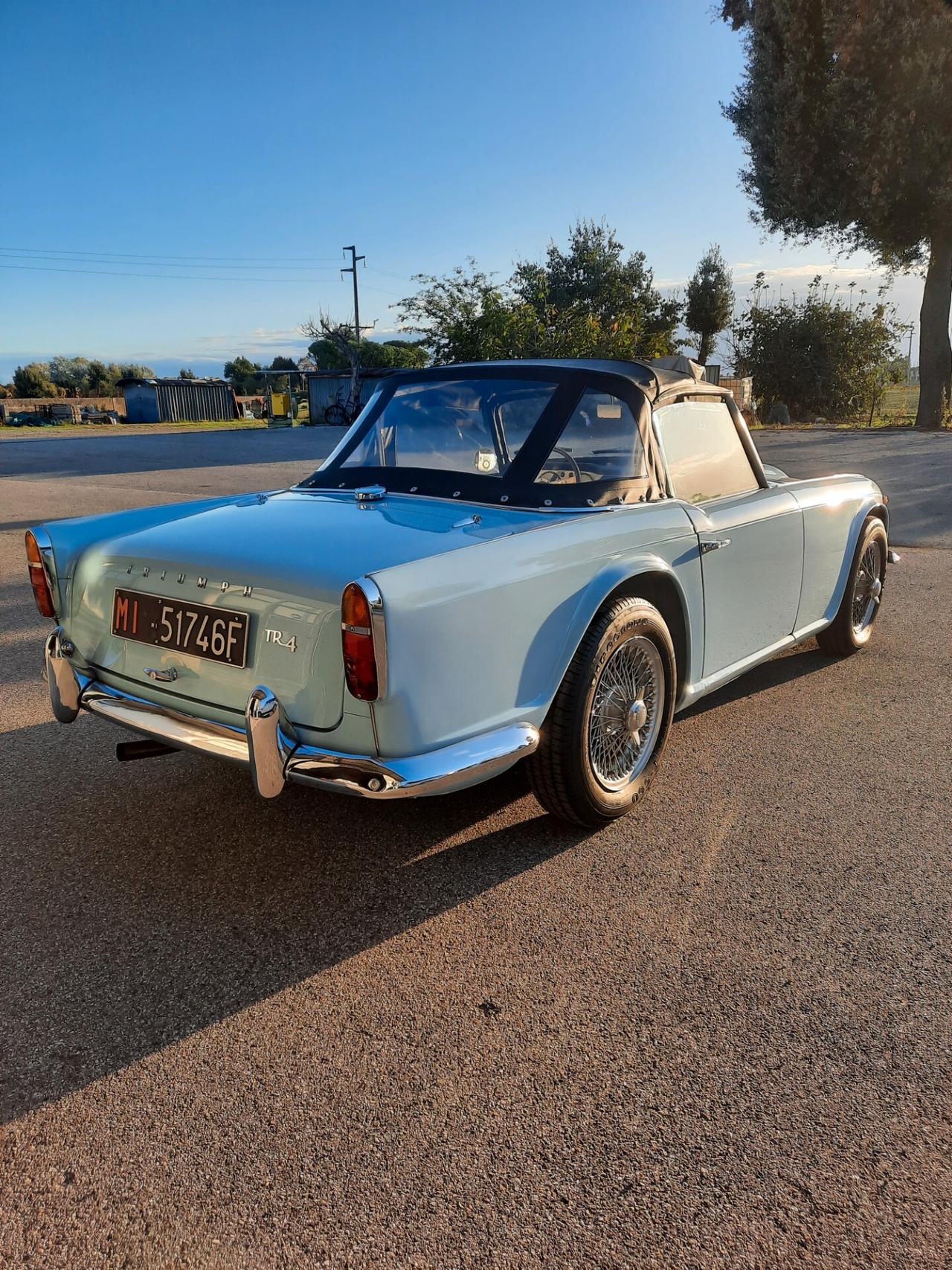 Triumph TR4 Sport