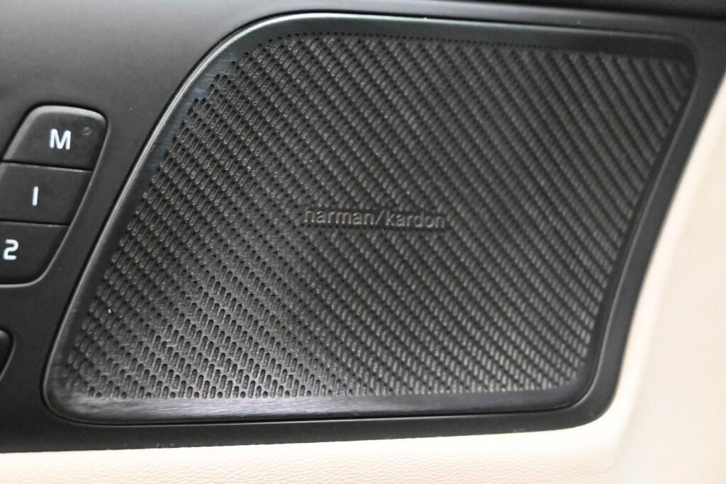 VOLVO V60 (2018-->) V60 D4 Geartronic Inscription