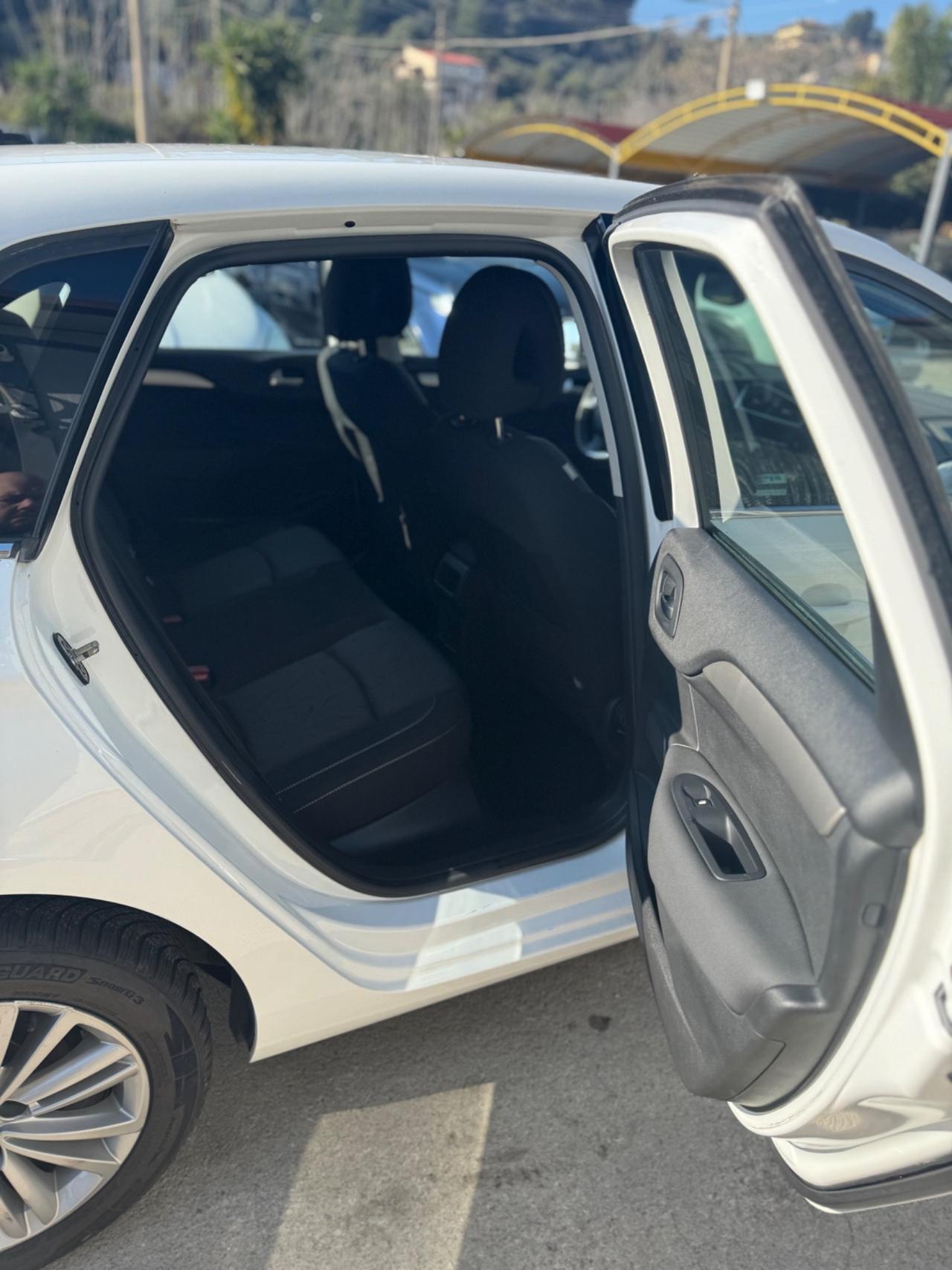 Citroen C4 1.6 e-HDi 115 airdream Exclusive