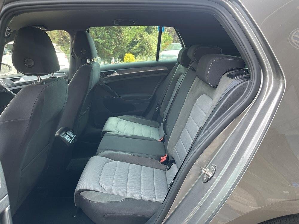 Volkswagen Golf 2.0 TDI 5p. 150 CV R-LINE