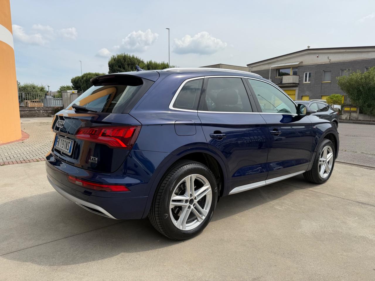 Audi Q5 40 TDI quattro S tronic line plus