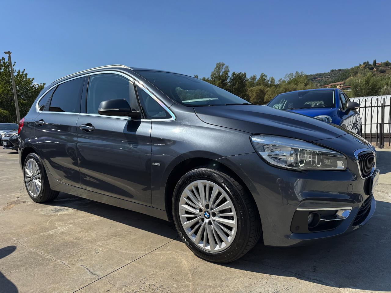 BMW 218d Active Tourer LUXURY/TETTO/FULL LED/PELLE