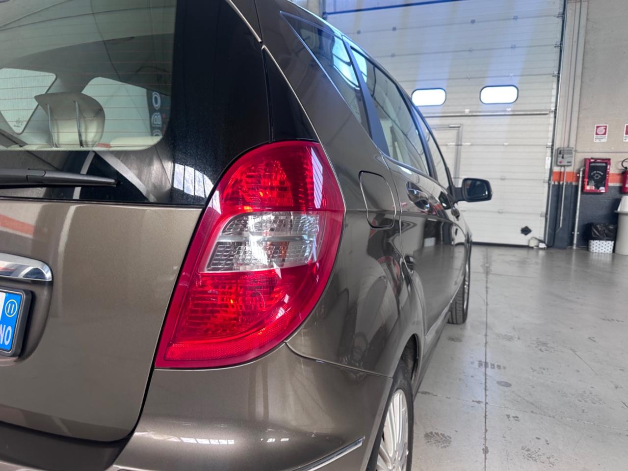 Mercedes-benz A 160 BlueEFFICIENCY Elegance