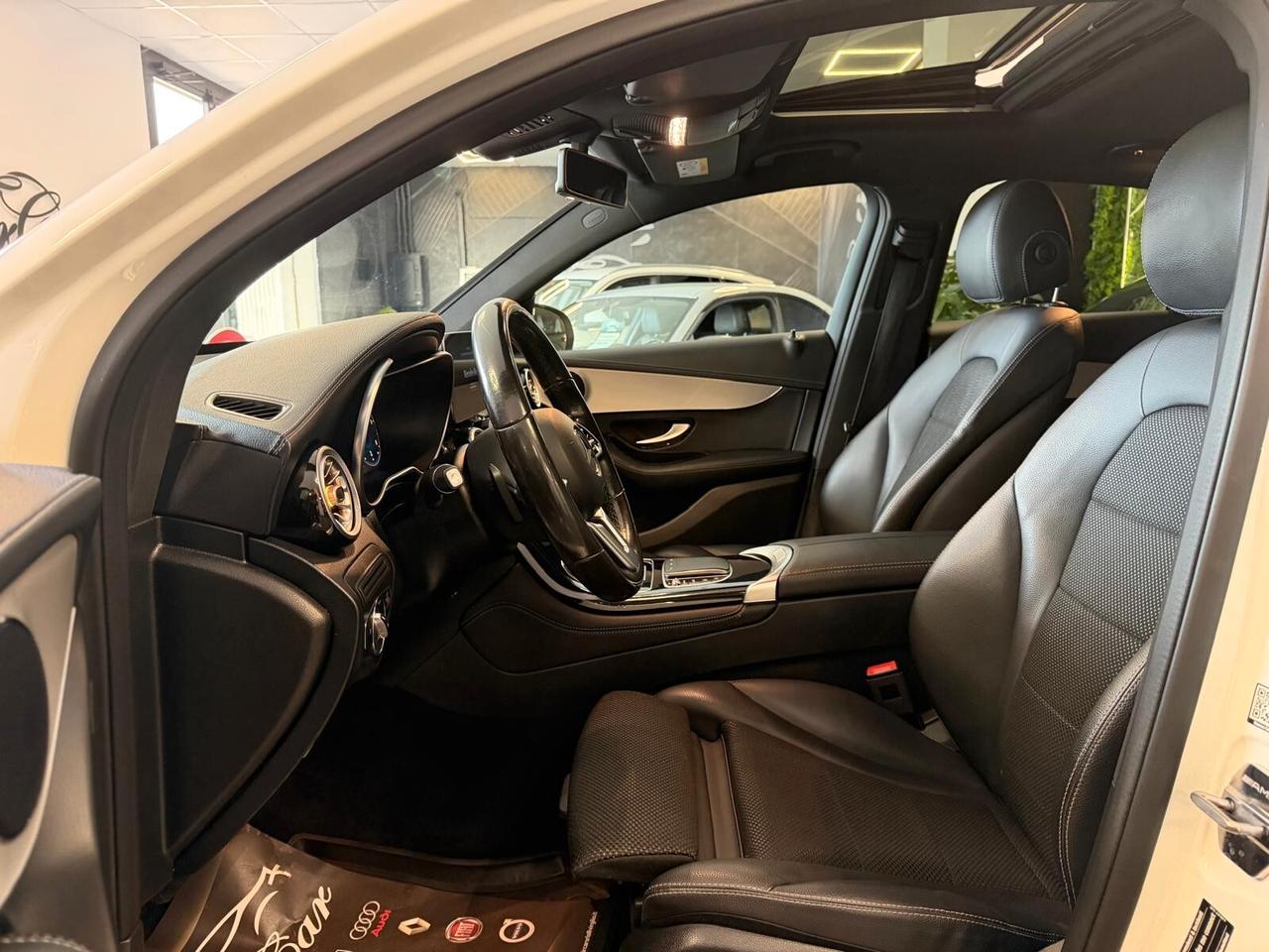 MERCEDES GLC 300D CUOPE' PREMIUM 4MATIC 2.0 245CV TETTO PELLE NAVI ANNO 2021