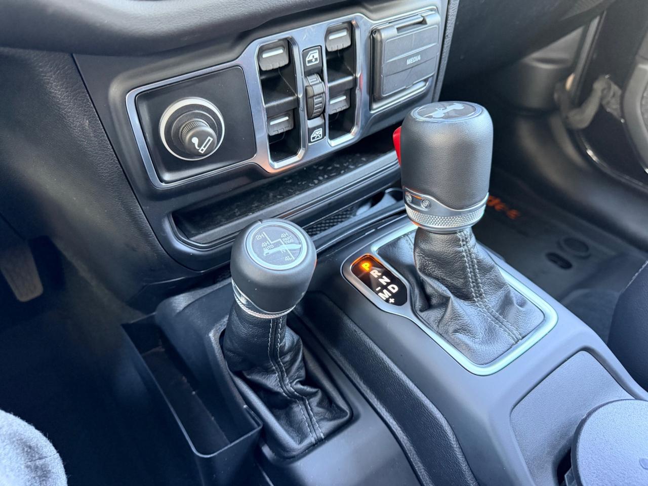 Jeep Wrangler Unlimited 2.0 Turbo Sahara 272cv preparata