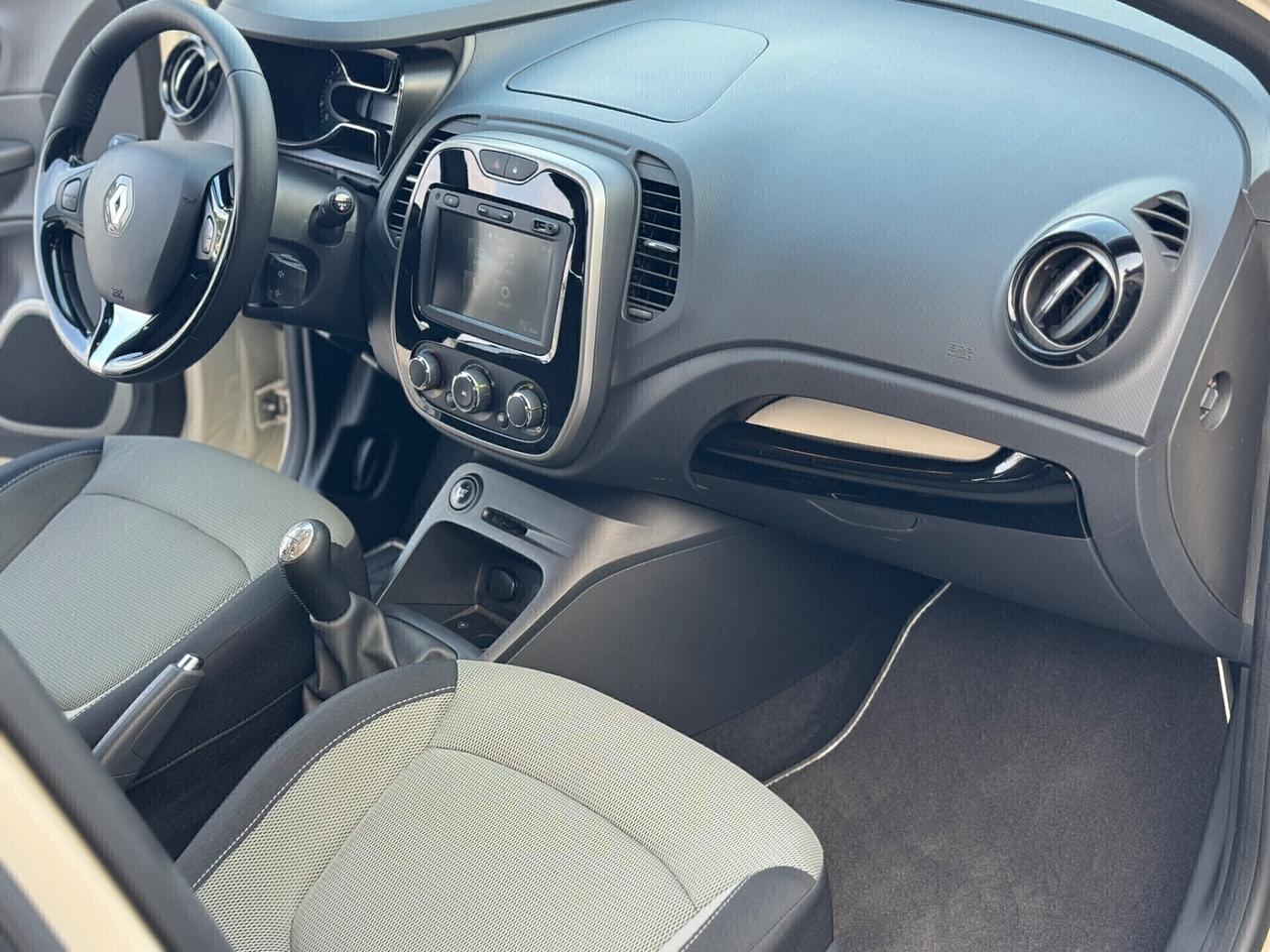 Renault Captur 1.5 dCi 8V 90 CV