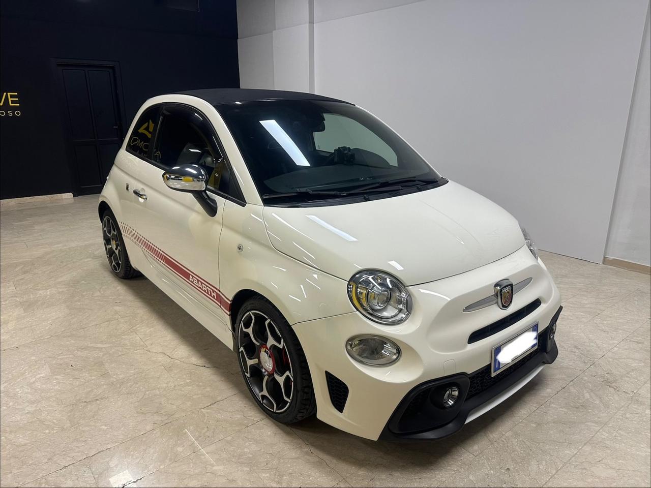 Abarth 500 C 1.4 Turbo T-Jet Custom