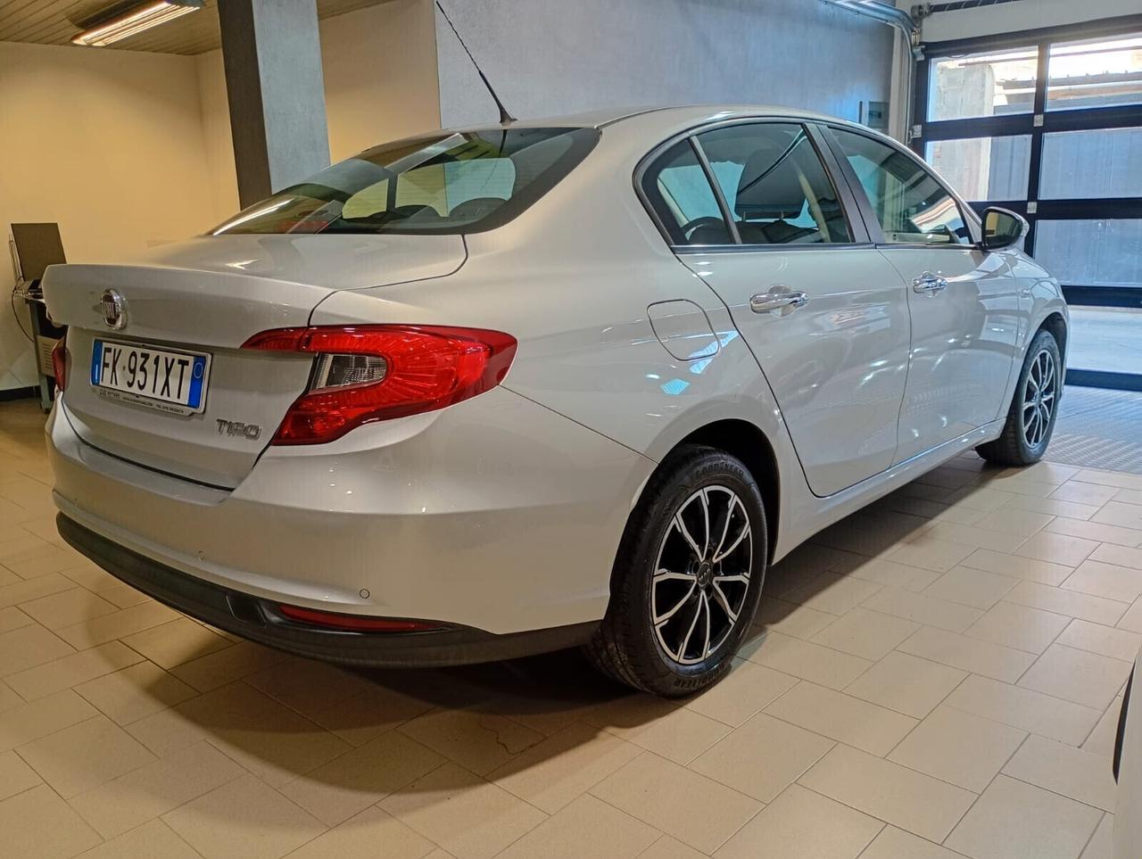 Fiat Tipo 1.3 Mjt S&S 5 porte Easy