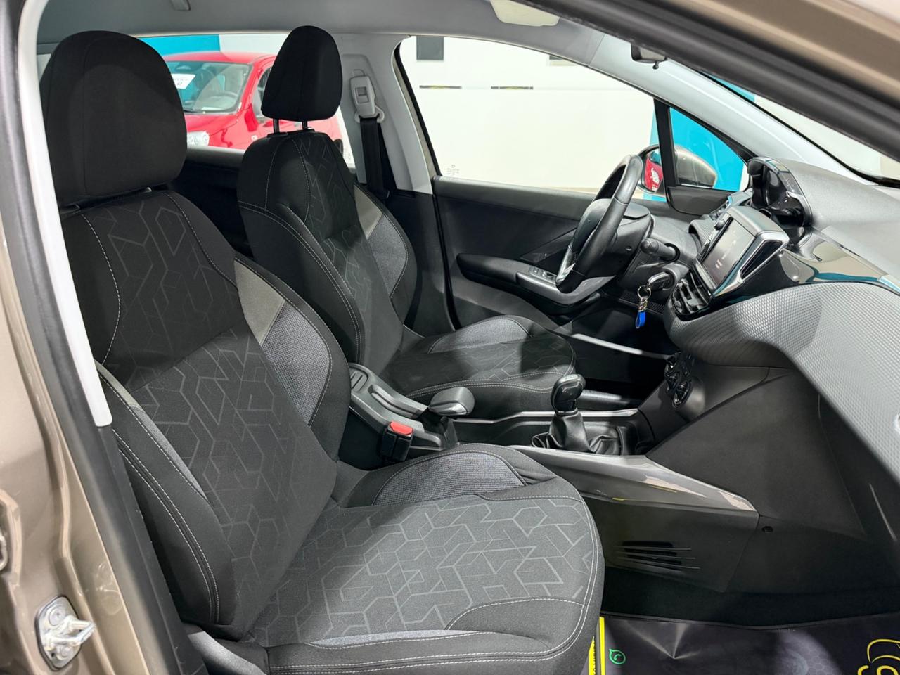 PEUGEOT 2008 1.6 DIESEL 100CV *UNICOPROPRIETARIO