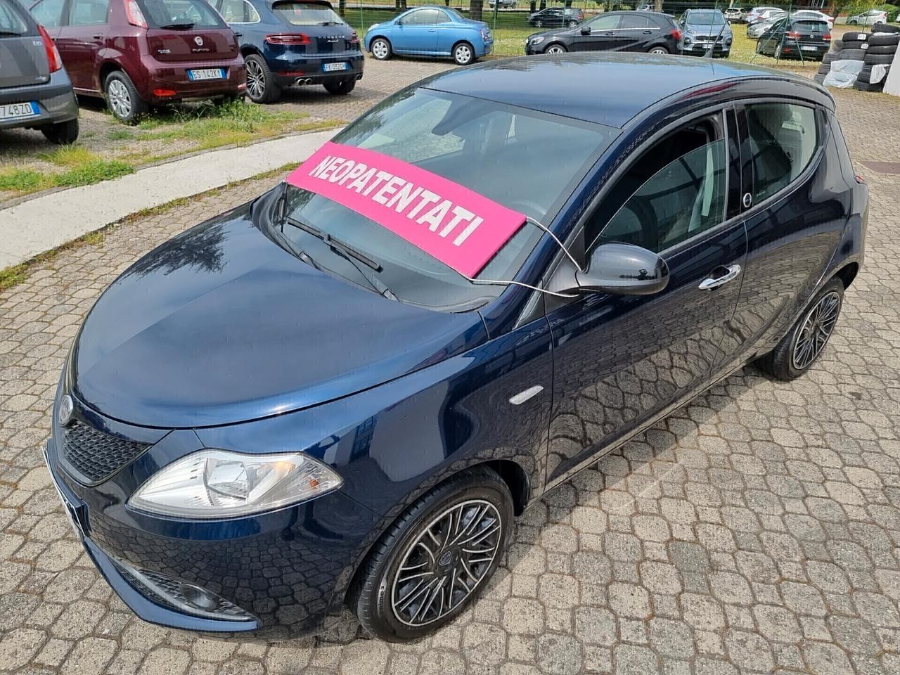 Lancia Ypsilon 1.2 GPL Ecochic | NEOPATENTATI