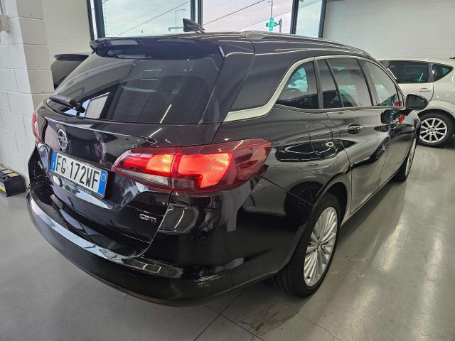 Opel Astra Tourer 1.6 cdti Innovation 136cv Automatico