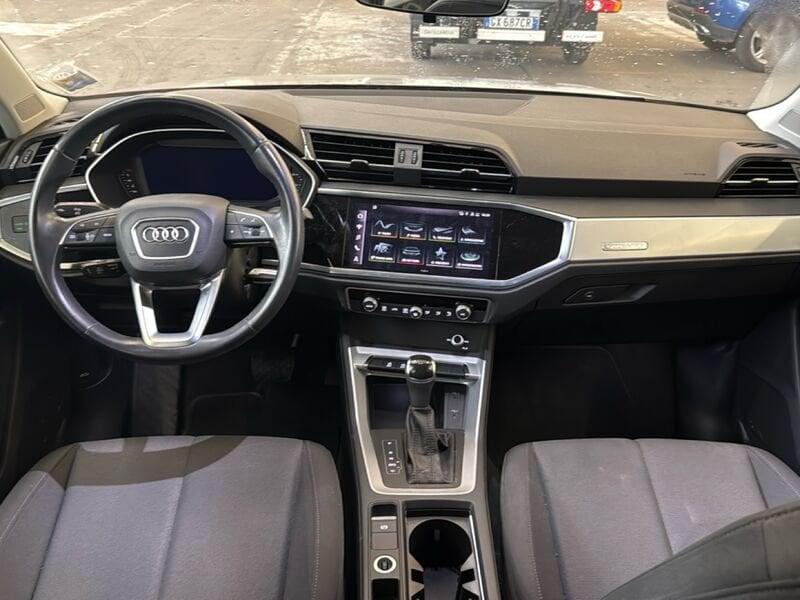 Audi Q3 35 TDI quattro S tronic Business Advanced