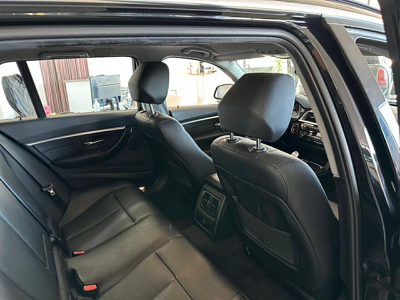 Bmw 316d Luxury IVA ESPOSTA