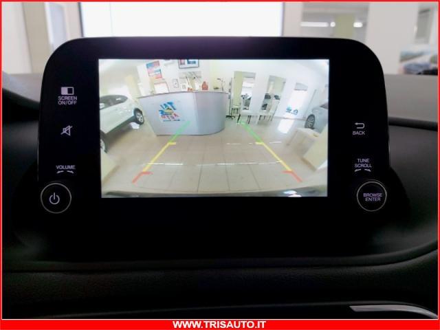 FIAT Tipo 1.6 MJT S&S Cross IVATA (FULL LED+NAVI)