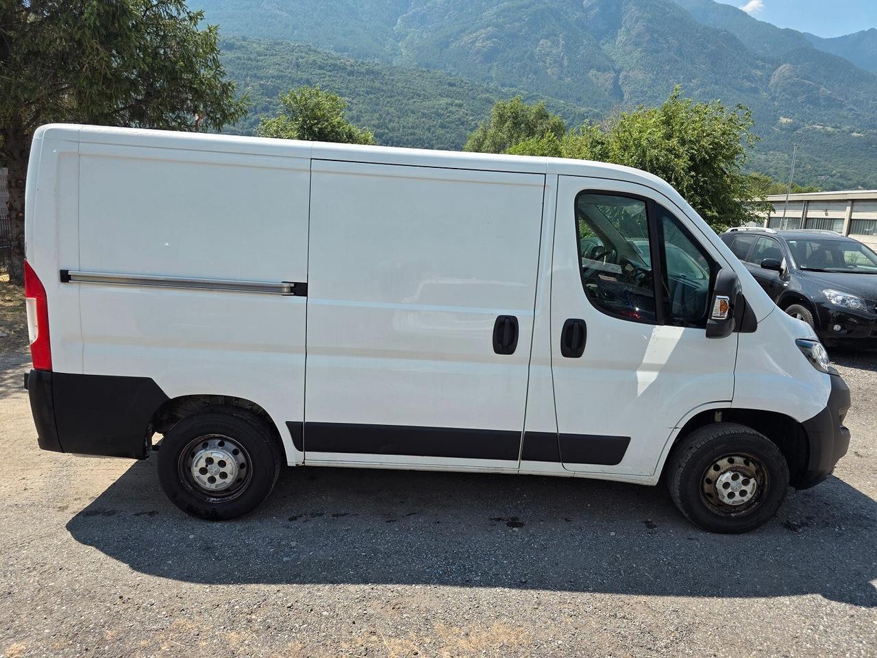 Peugeot Boxer 330 2.2 BlueHDi 140 UNICO PROPRIETARIO