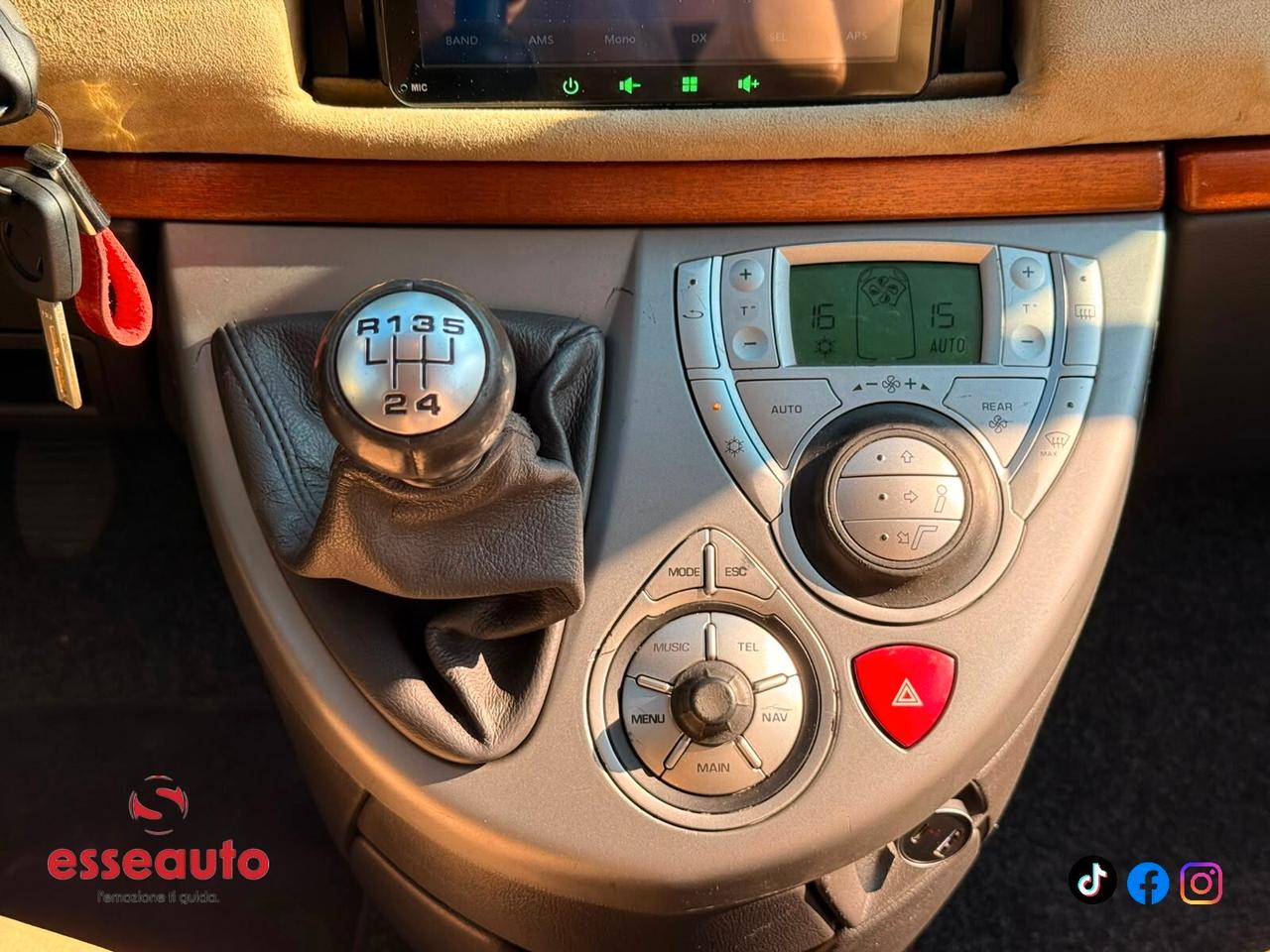 Lancia Phedra 2.2 JTD Executive FAP