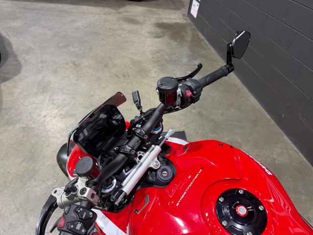 DUCATI Streetfighter V4 V4S AKRAPOVIC CARBONIO POWERPARTS