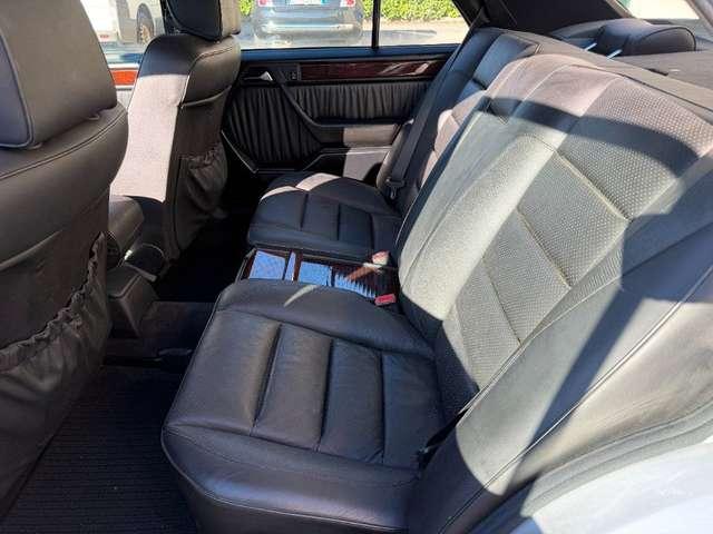 Mercedes-Benz E 500 cat