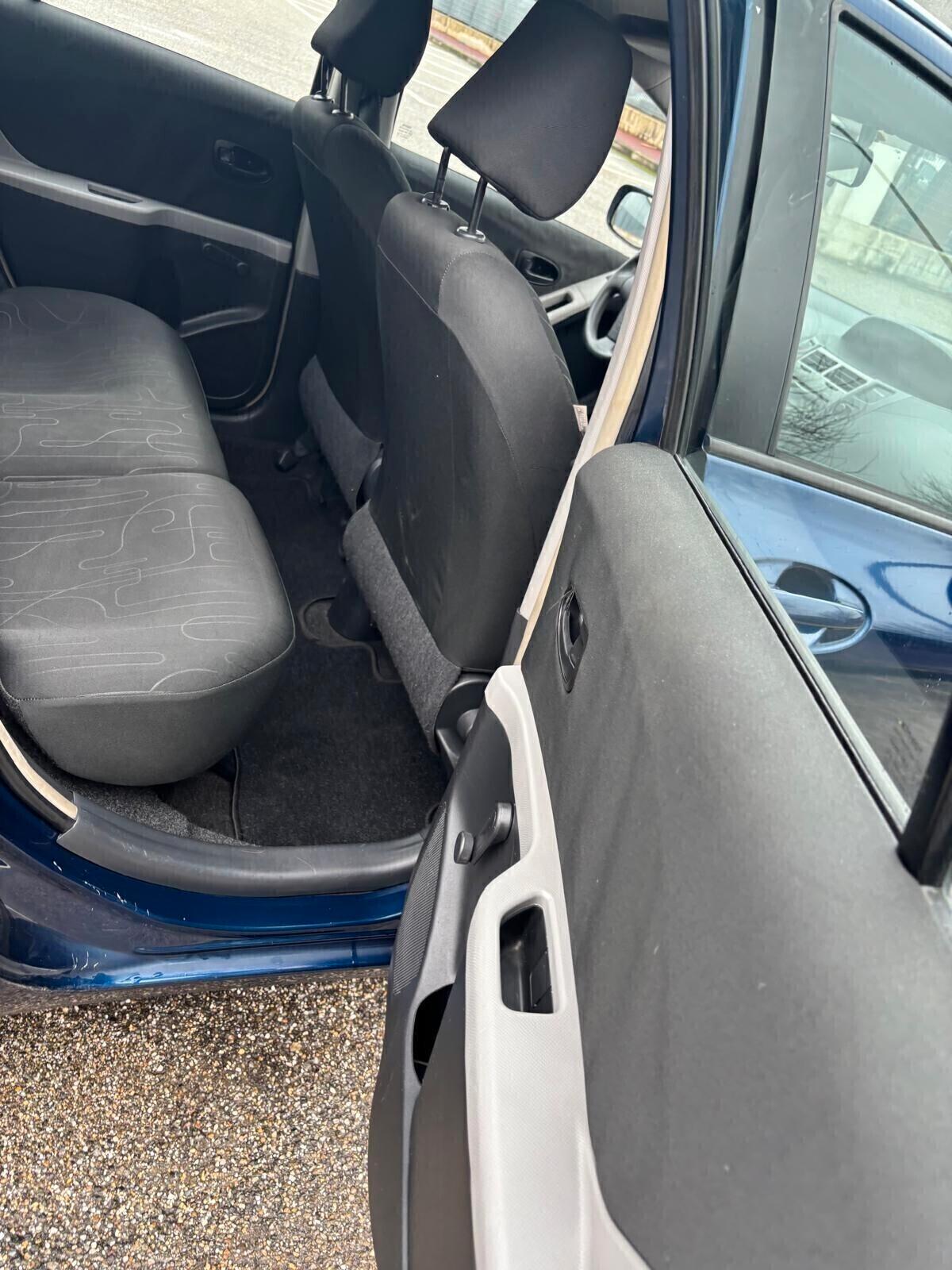 Toyota Yaris 1.0 5 porte Sol TAGLIANDATA TOYOTA CHILOMETRI CERTIFICATI