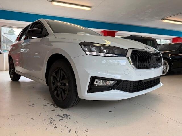 NUOVA SKODA FABIA 1.0 TSI 95CV YOUNG EDITION FULL OPTIONALS - TASSO ZERO - TUA DA 195€ AL MESE