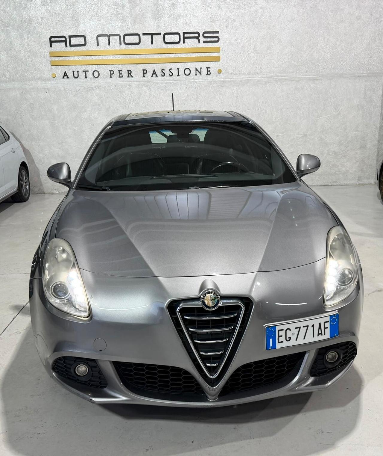 Alfa Romeo Giulietta Benzina Tetto Panoramico