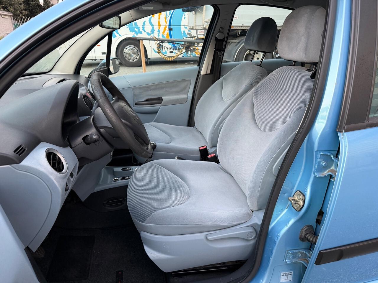 CITROEN C3 1.1 BENZINA 5 porte NEOPATENTATI