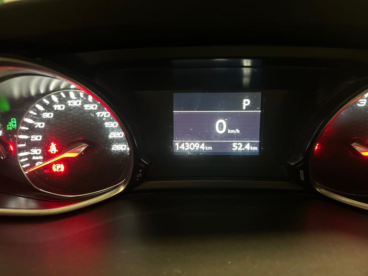 Peugeot 308 GT 2.0 Blue HDI 180 #8731