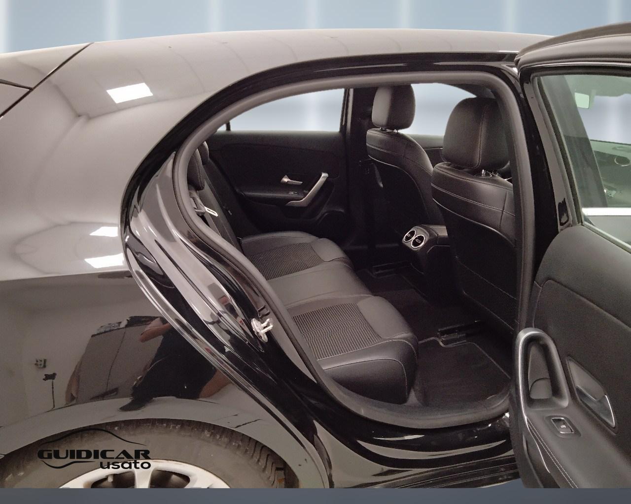 Mercedes-Benz Classe A - W177 2018 - A 180 d Sport auto