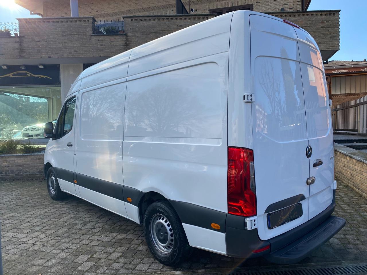 Mercedes Benz Sprinter 311 Cdi Furgonato L2 H2 RWD
