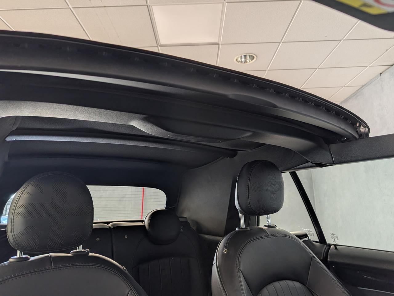 Mini Cooper Cabrio 1.5 Cooper Premium Plus