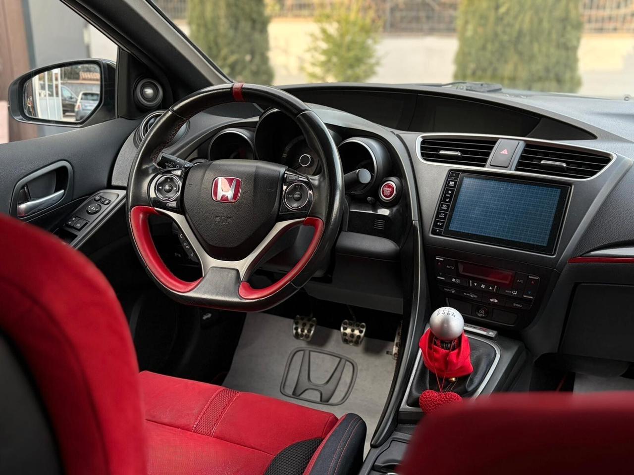 Honda Civic 2.0 i-VTEC Type R