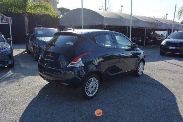 LANCIA Ypsilon 1.2 69 CV 5 porte GPL Ecochic Gold