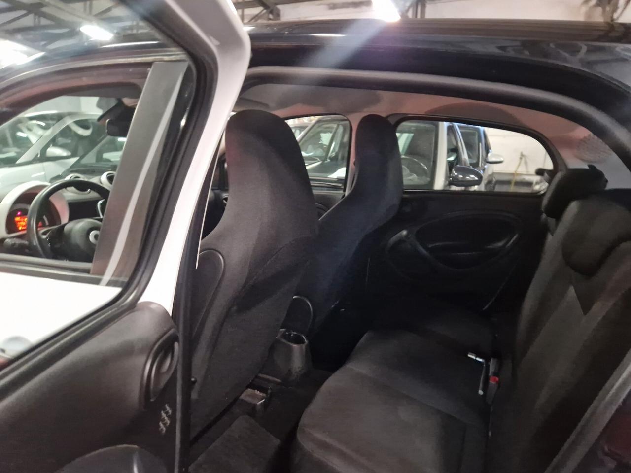 Smart ForFour 2019 e6 garanzia full