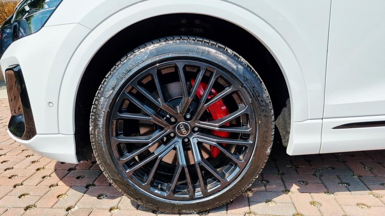 Audi SQ8 Q8 SUV 55 TFSI quattro tiptronic S line edition