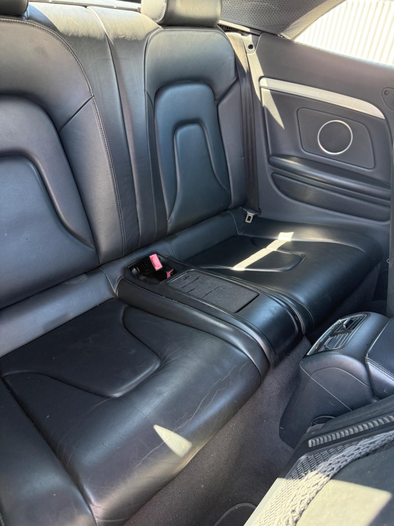 Audi A5 Cabrio 2.7 TDI F.AP. Ambiente