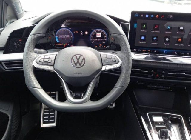 VOLKSWAGEN Golf 2.0 TDI 150 CV DSG SCR R-Line in PROMO con Tetto P