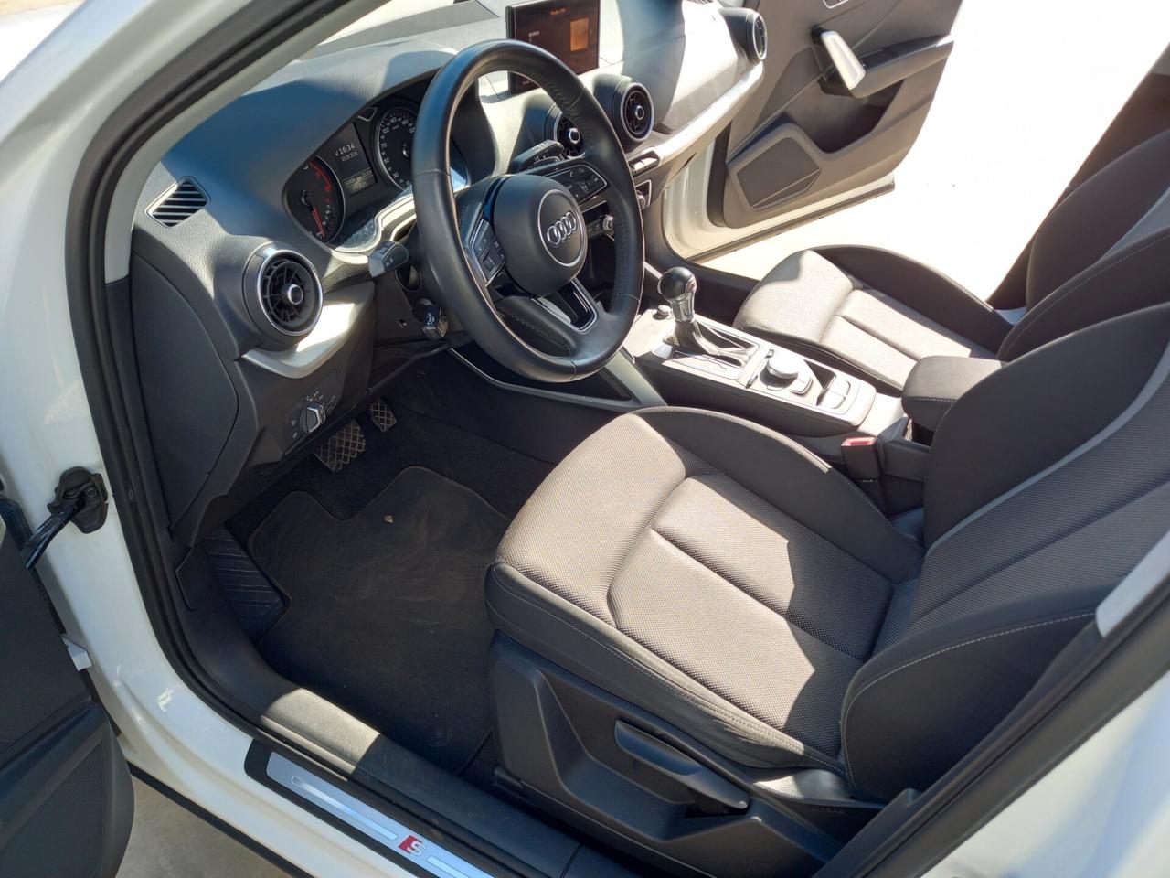 Audi Q2 30 TFSI S tronic line Edition