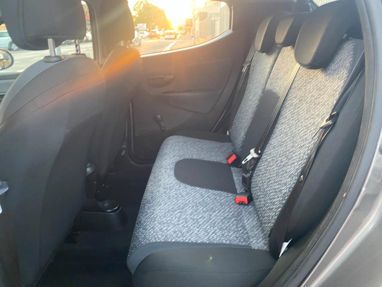 LANCIA Ypsilon 1.0 hybrid 70Cv 5posti SILVER