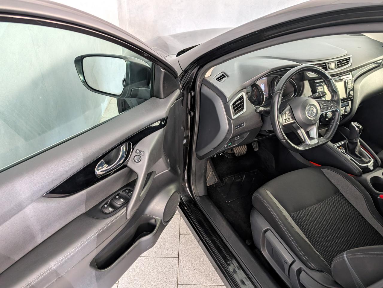 Nissan Qashqai 1.3 dig-t 160cv DCT Business