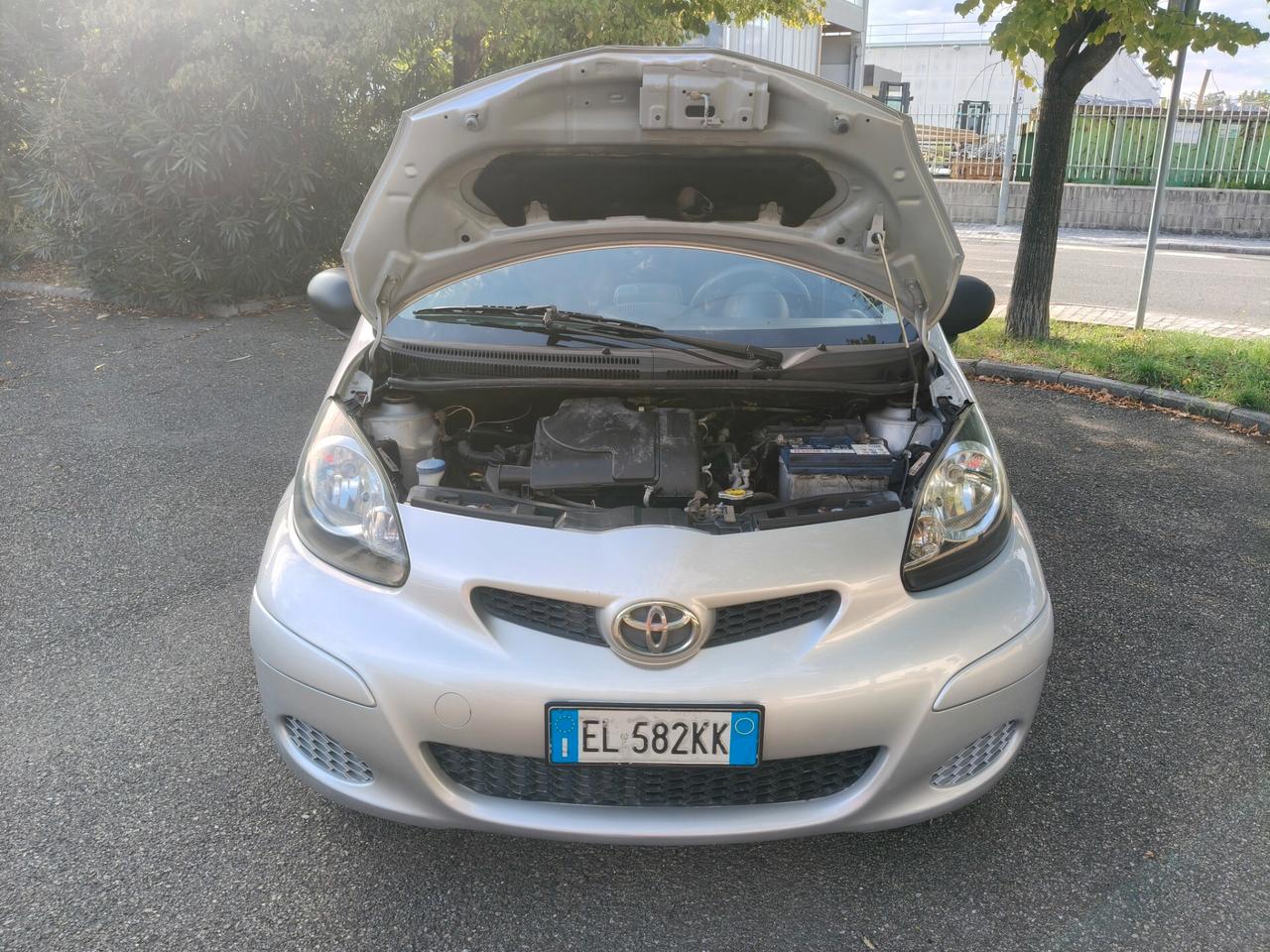 Toyota Aygo 1.0 5 porte 2012 SOLO 45.000 KM