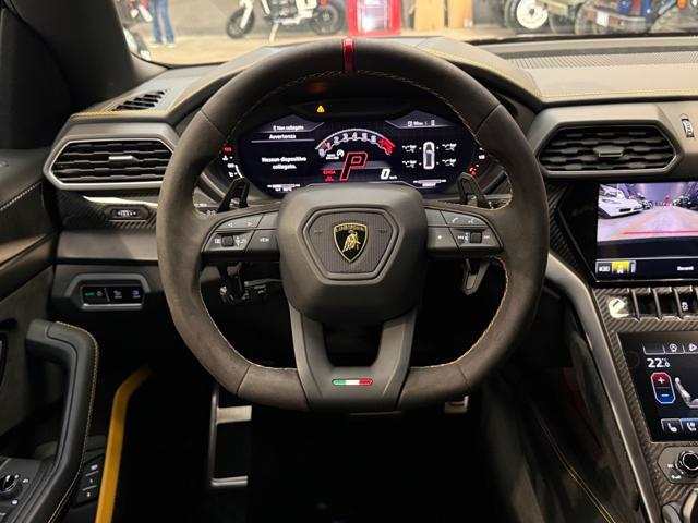 LAMBORGHINI Urus 4.0 Performante