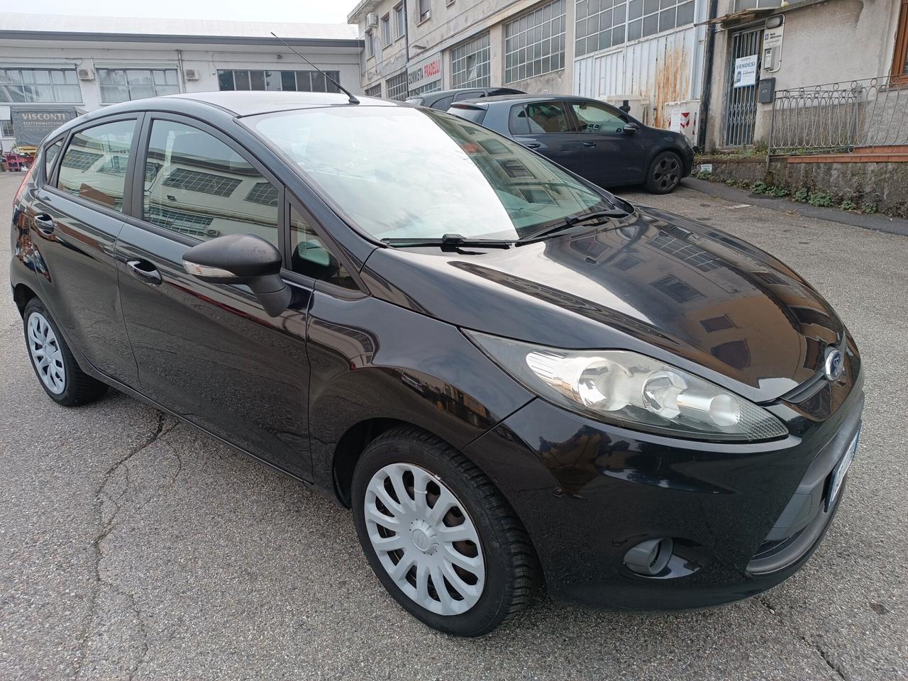 Ford Fiesta Ikon 1.2 8 CV 5 porte