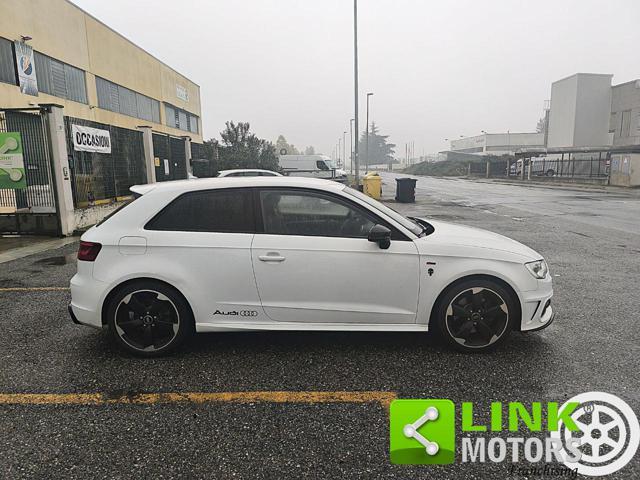 AUDI A3 1.8 TFSI quattro S tronic S-LINE