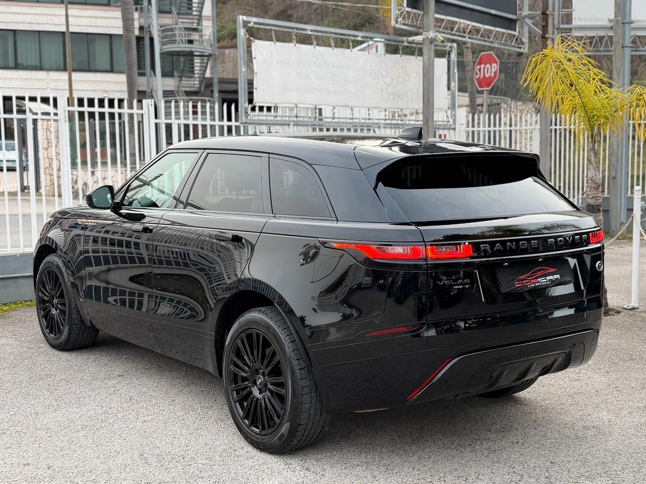 Land Rover Range Velar 2.0D I4 240 CV R-Dynamic SE