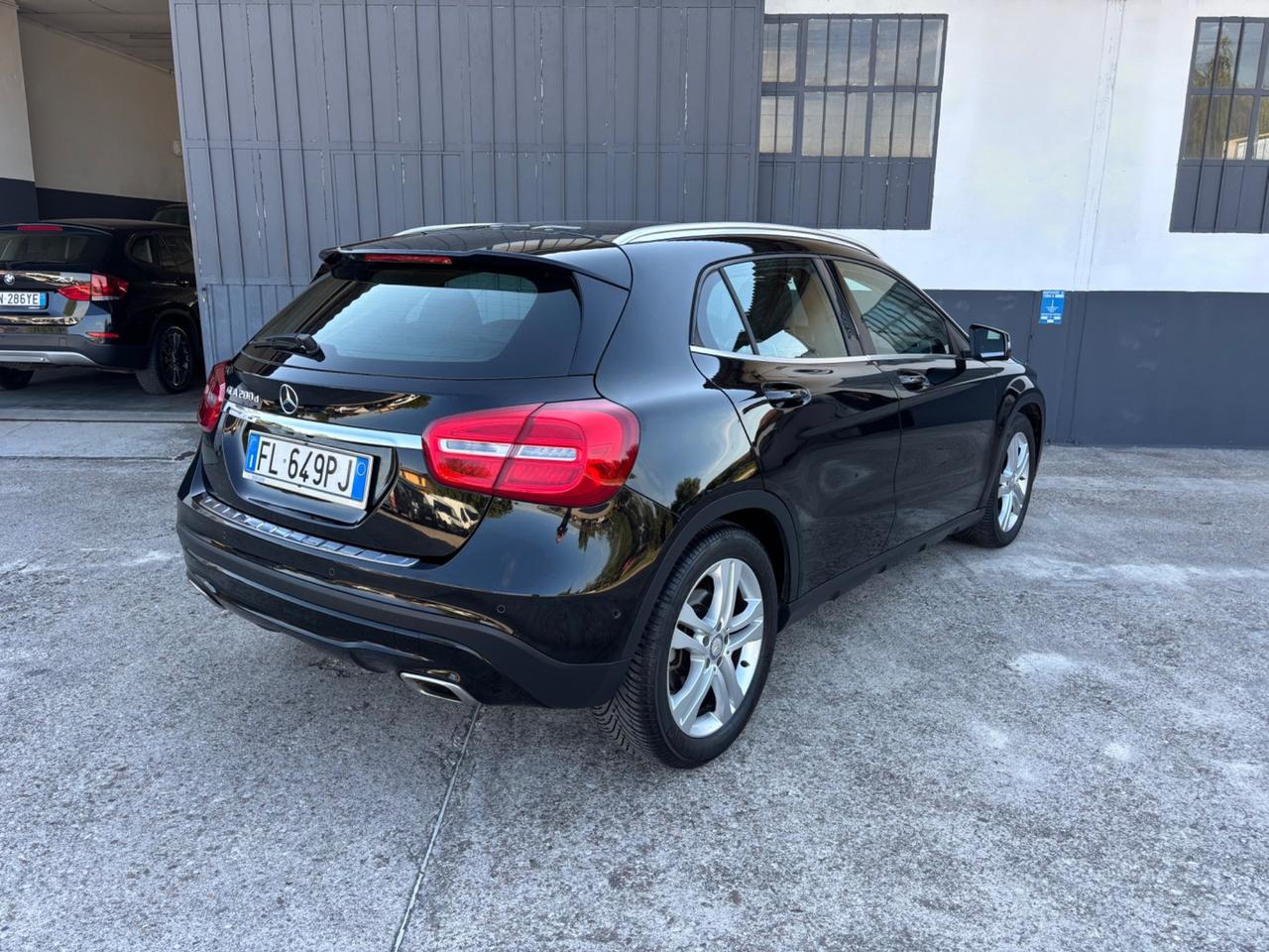 Mercedes-benz GLA 200 d Automatic 4Matic Premium