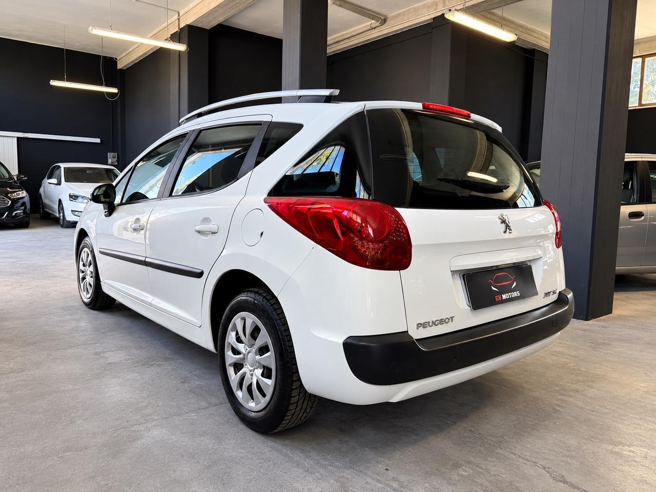 Peugeot 207 Station Wagon 1.4 Benzina 2010