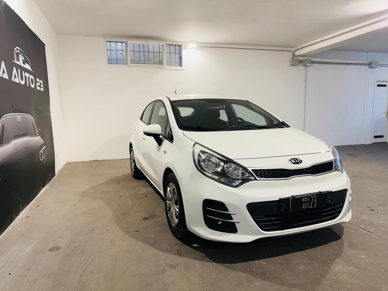 Kia RIO 1.1 75 CV CRDI COOL*5 PORTE*t*neopatentati*