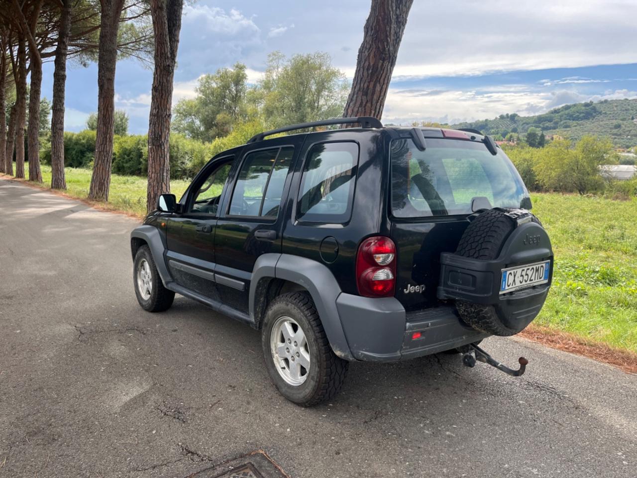 Jeep Cherokee 2.8 crd X COMMERCIANTI