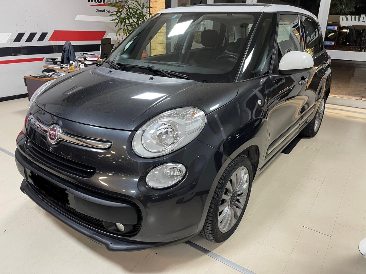 Fiat 500L 1.6 Multijet 120 CV (DOMMYcars)